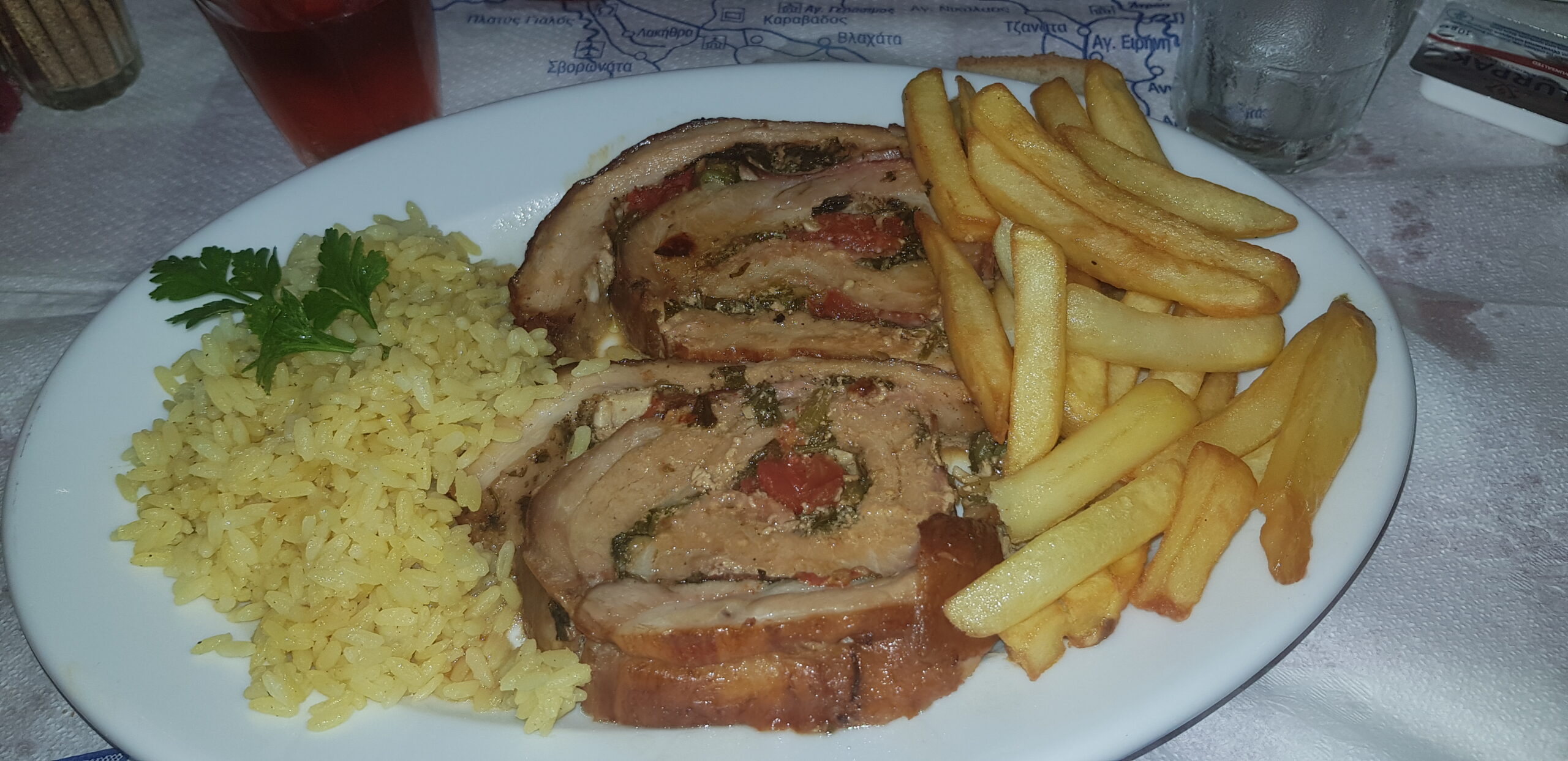 Taverna Dum Spiros Spero piatti tipici Cefalonia maialino ripieno